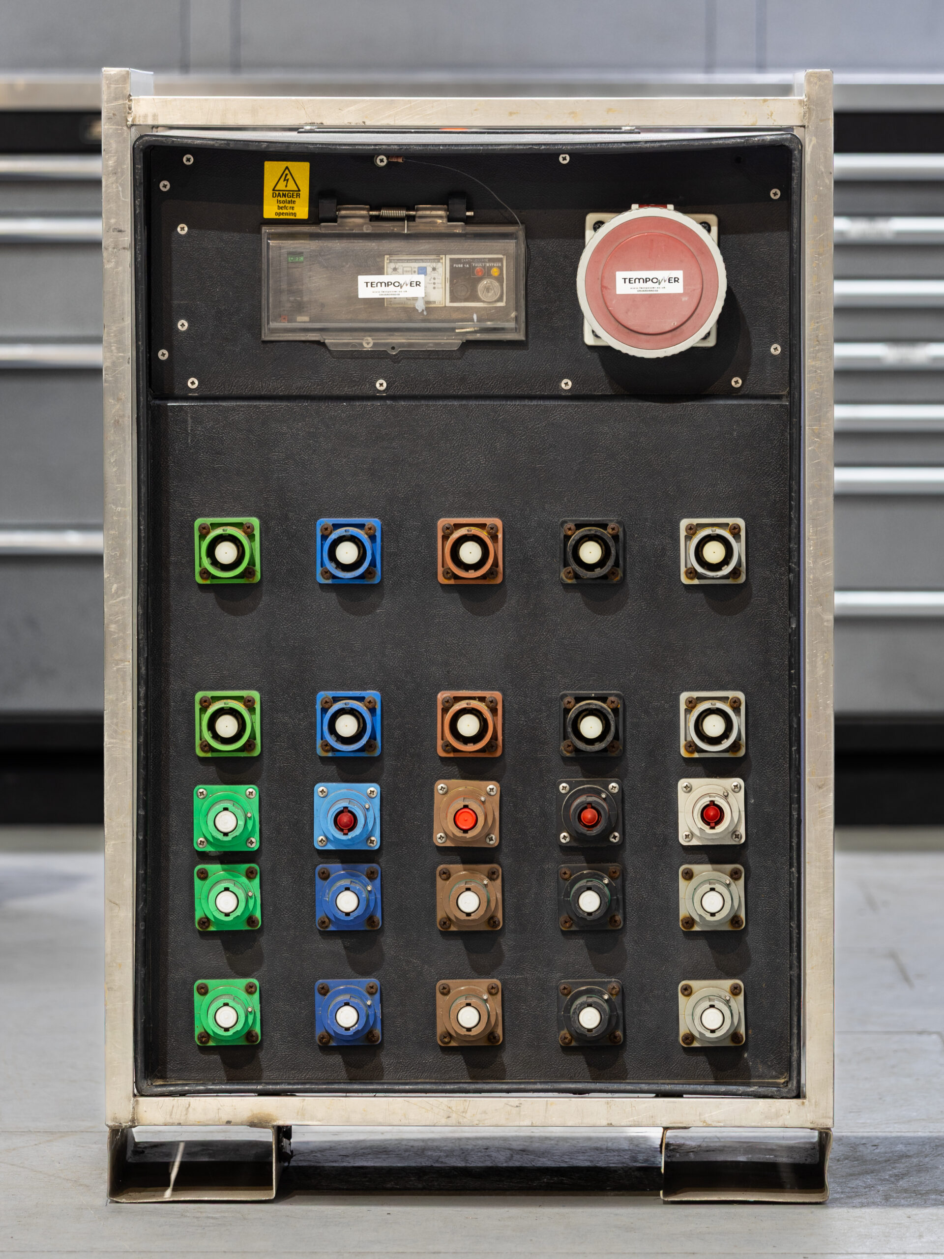 SP1- 3 x Pl To 630 A Breaker, 2 X 400 A, 1 X 125/3 VRCD